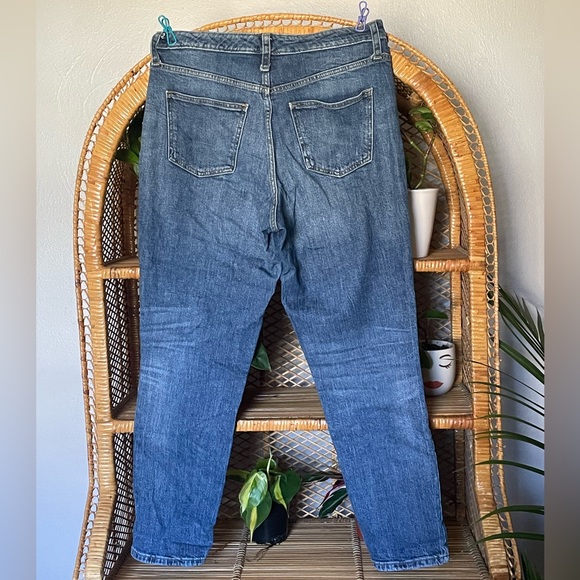 Universal thread from target size 8 and size 6 jeans - Picture 2 of 12